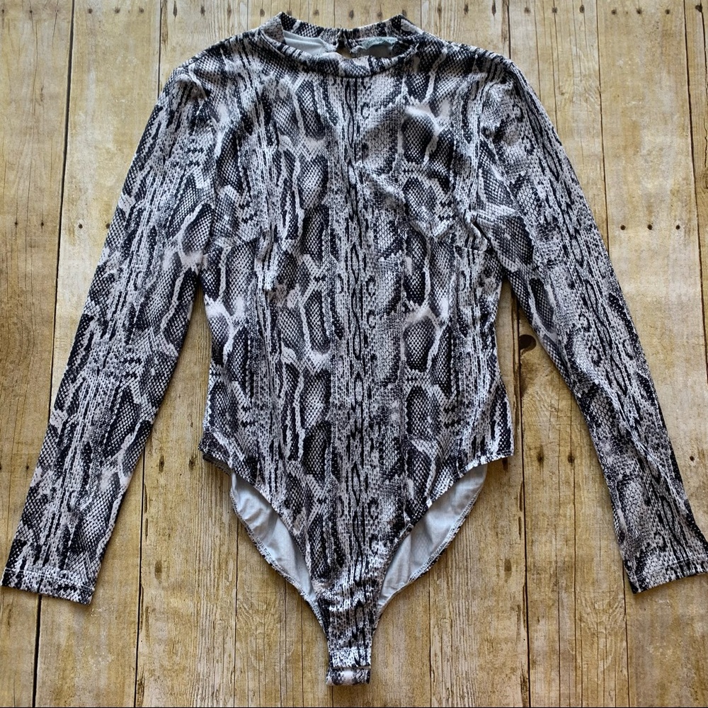 Charlotte Russe Snakeskin Print Black and White Bodysuit